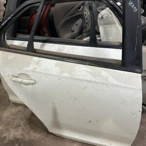 Puerta trasera derecha Volkswagen Vento