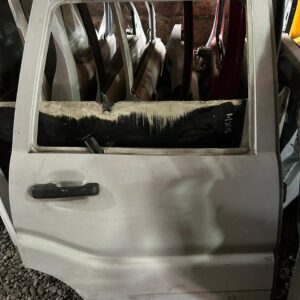 Puerta Mahindra Pick Up