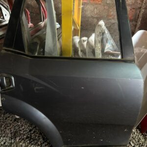 Puerta Mahindra Xuv500