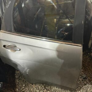 Puerta Mitsubishi Montero